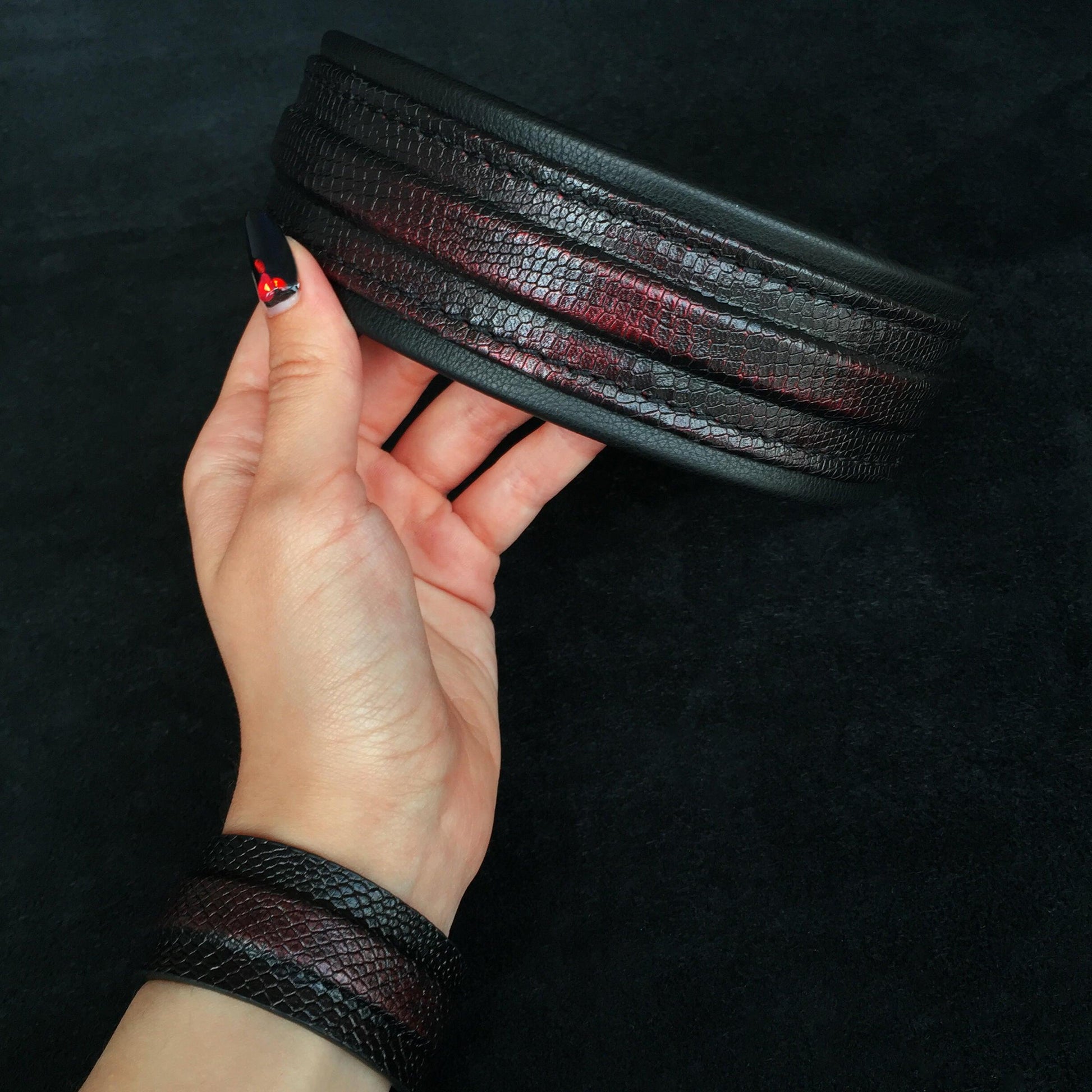 The ''Cobra'' Collar